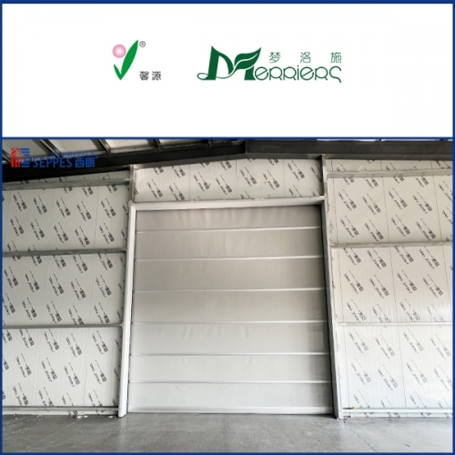 南通馨源新材料车间灰色不透光快速卷帘门