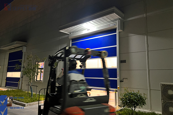 自动卷帘门：工厂车间改造的智能化与高效化新选择