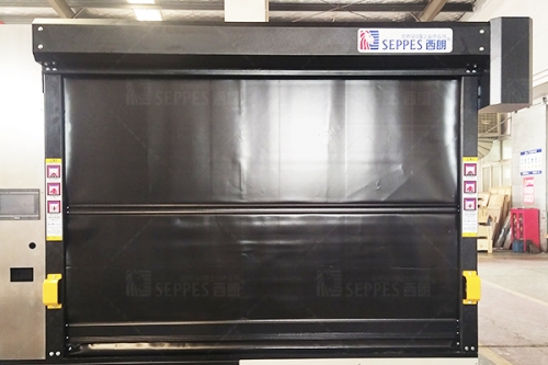 西朗定制防护卷帘门助力自动化设备间实现“零透光”视觉测试环境