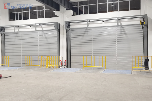 出货口涡轮硬质快速卷帘门